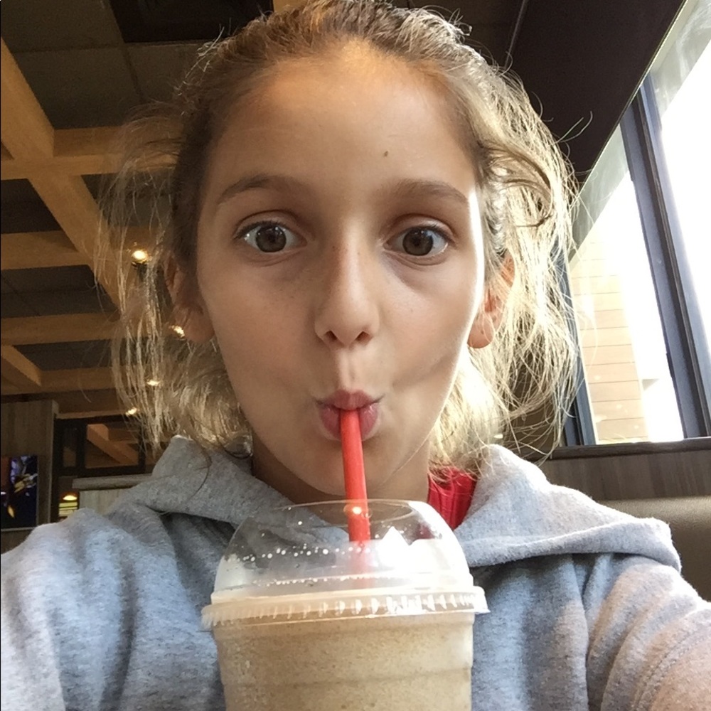 Meet your Posher, Talia